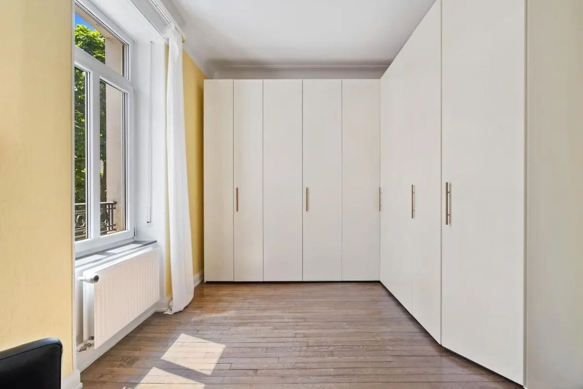 Cozy Townhome Near City Center Free Parking & Wi-Fi Luxembourg Holiday home