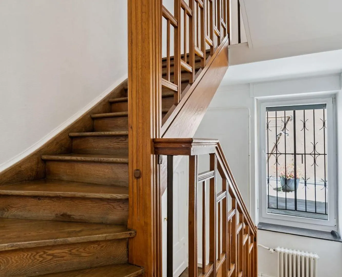 別荘 Cozy Townhome Near City Center Free Parking & Wi-Fi ルクセンブルク