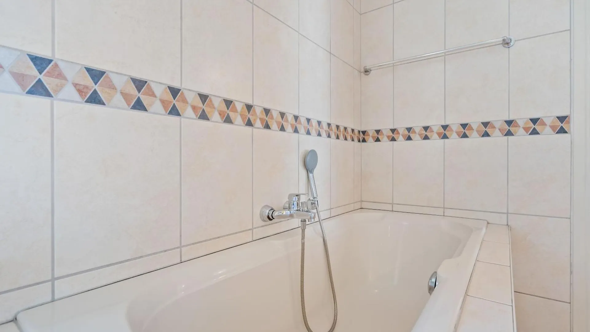Cozy Townhome Near City Center Free Parking & Wi-Fi Luxembourg