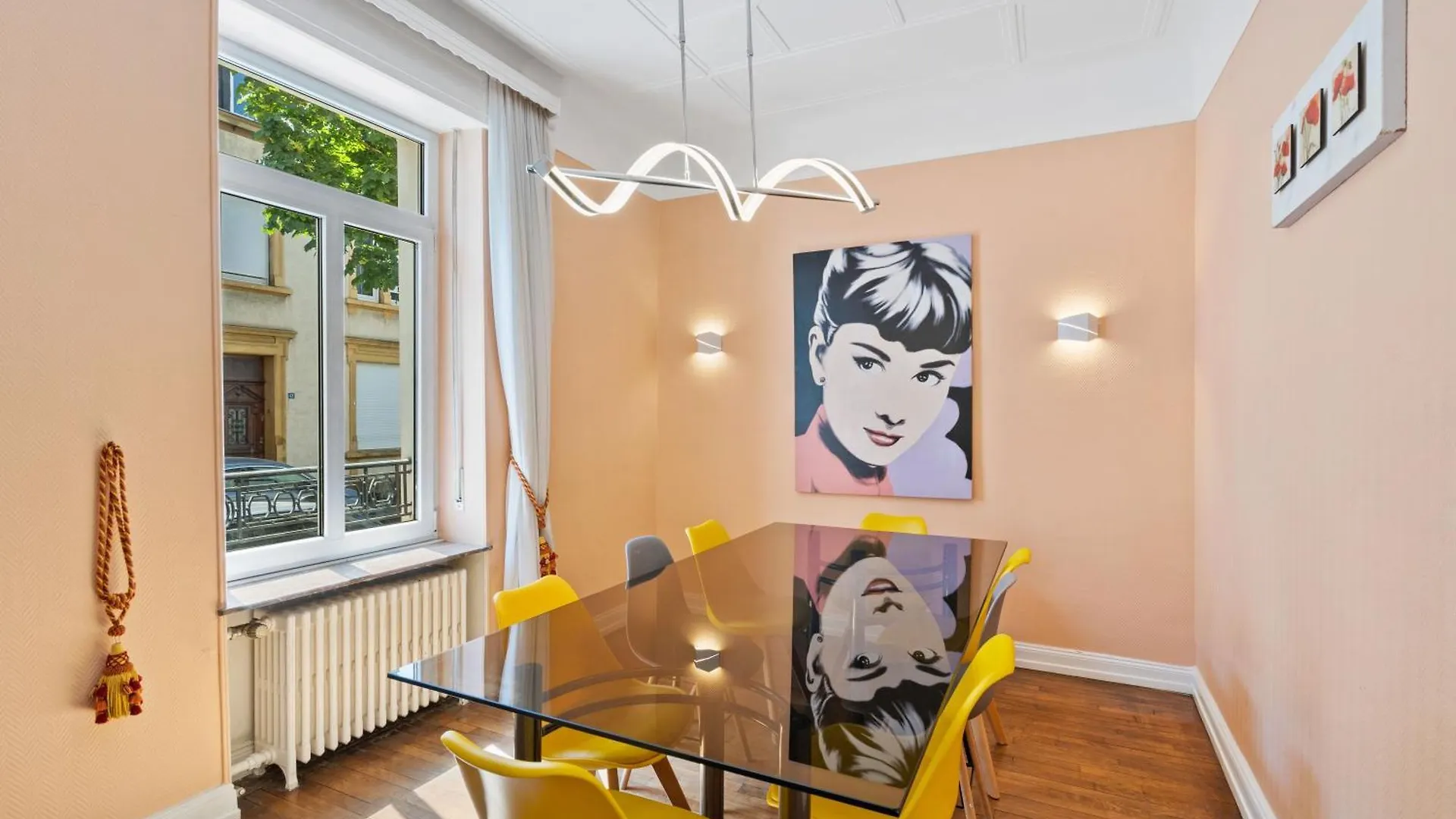 別荘 Cozy Townhome Near City Center Free Parking & Wi-Fi ルクセンブルク