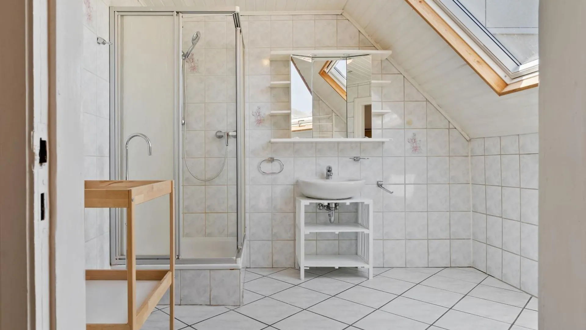 Cozy Townhome Near City Center Free Parking & Wi-Fi ルクセンブルク 別荘