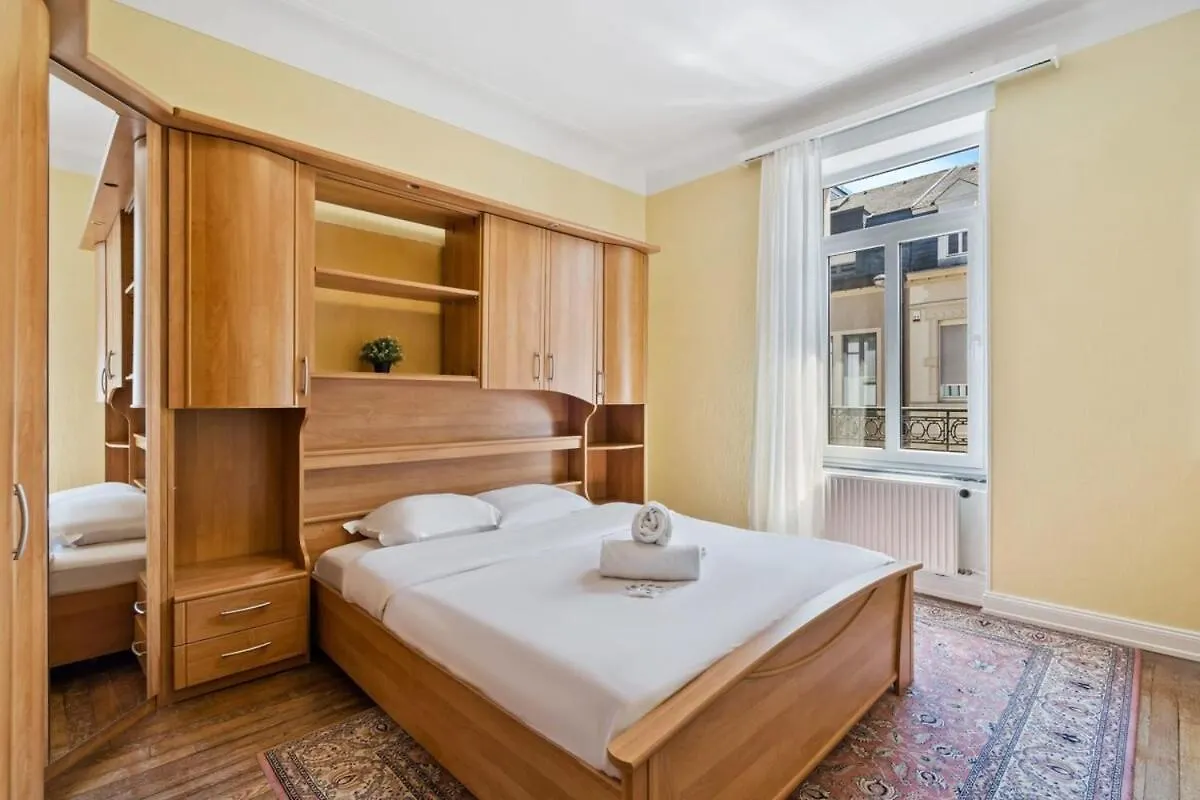 Cozy Townhome Near City Center Free Parking & Wi-Fi Luxembourg Holiday home
